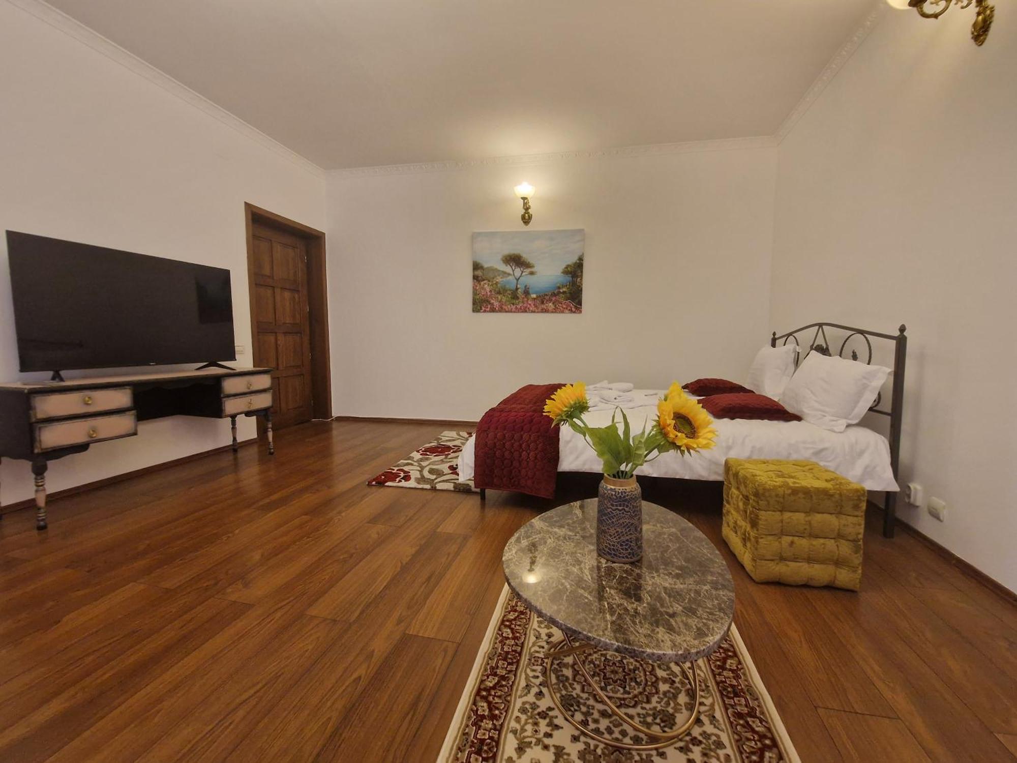 5* Royal House Near Unirii Square Villa Cluj-Napoca Buitenkant foto